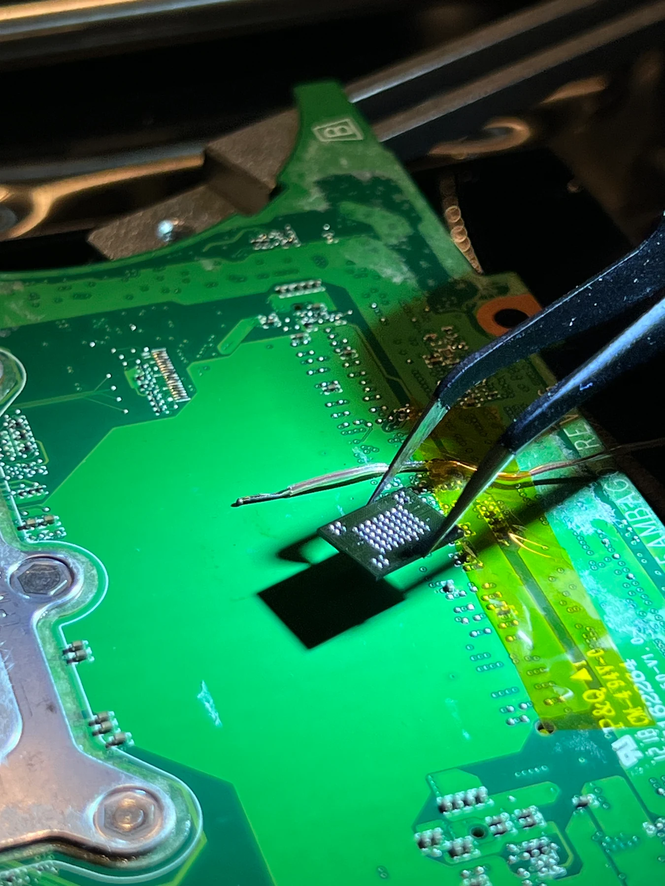 The NAND with its new solder balls